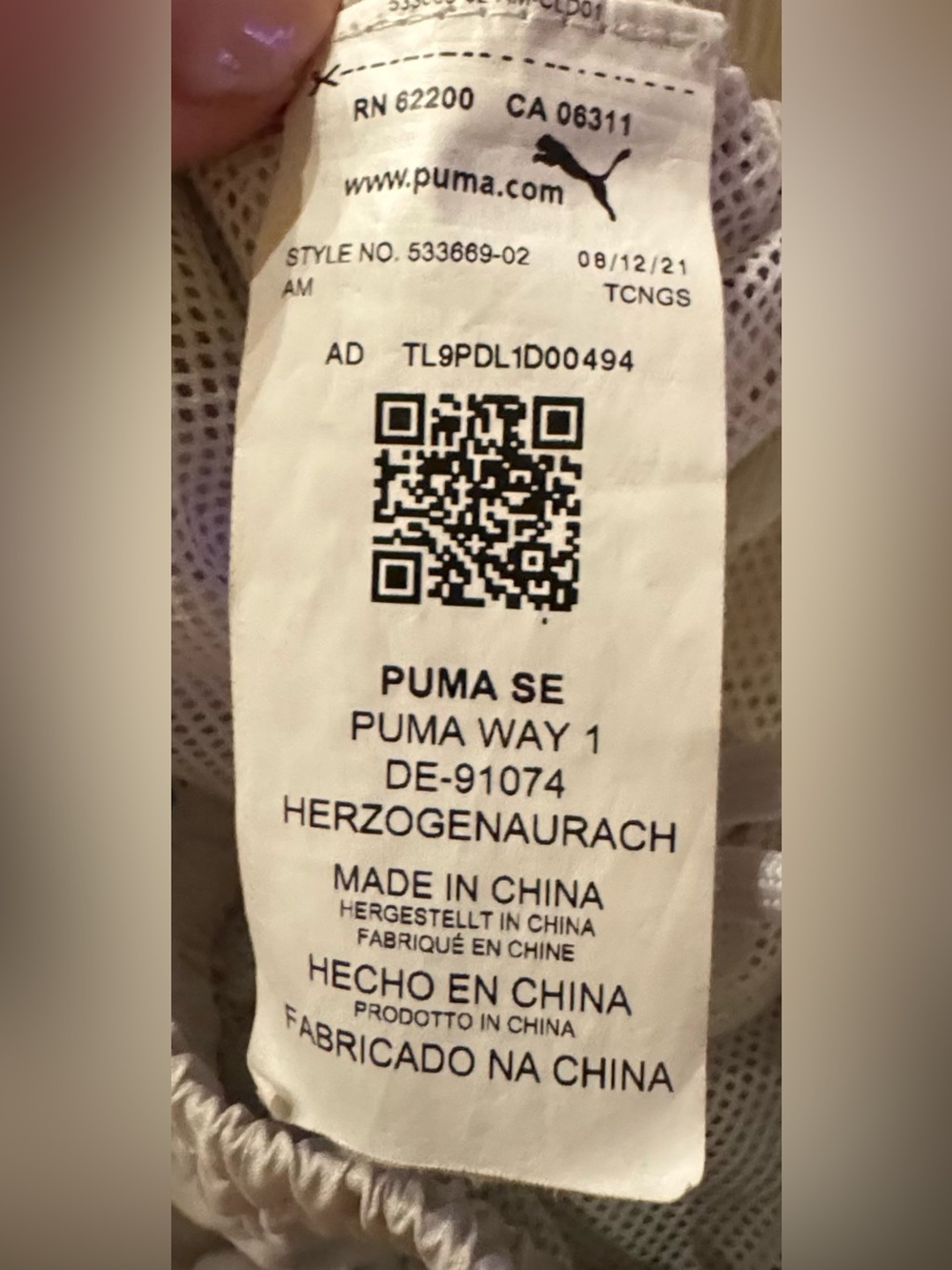 Puma size M board shorts athletic all over print logo beach sports - Picture 11 of 13
